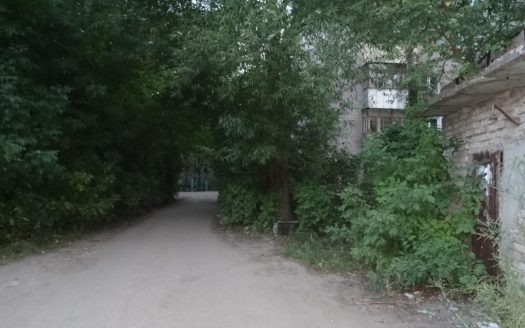 Помещение свободного назначения с земельным участком