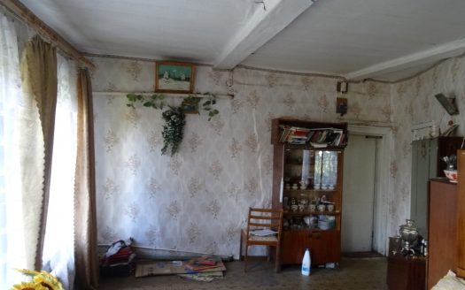Часть дома с земельным участком на Лежневской