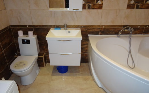 1 ИП с Евроремонтом, мебелью и техникой